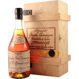 Коньяк Менар Ансестраль Резерв де Фамий 45% 0,7л дер.уп.