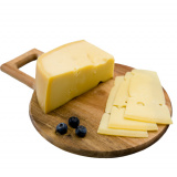 Сыр RSC Эмменталер АОР сегмент кг