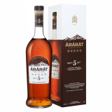 Коньяк Арарат 5* 40% 0,7л п/уп 
