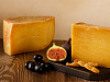 Определеляем твердый сыр Чеддер по цвету, запаху
