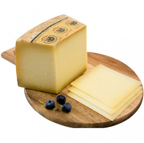 Сыр Грюйер Пещерный 49% кг 