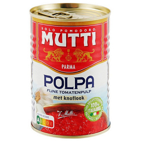 Томаты резаные кубиками в томатном соке с чесноком Мутти 400г 