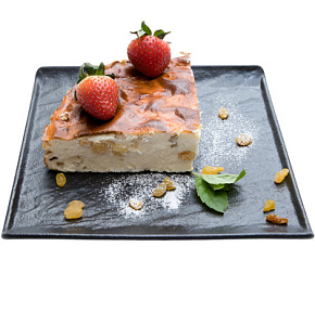 Запеканка творожная с изюмом кг КУЛИНАРИЯ Запеканка творожная с изюмом кг КУЛИНАРИЯ